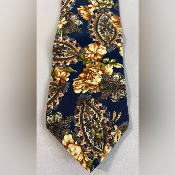 Vintage Karl Men’s Lagerfeld Floral‎ Silk Tie - Picture 2 of 7